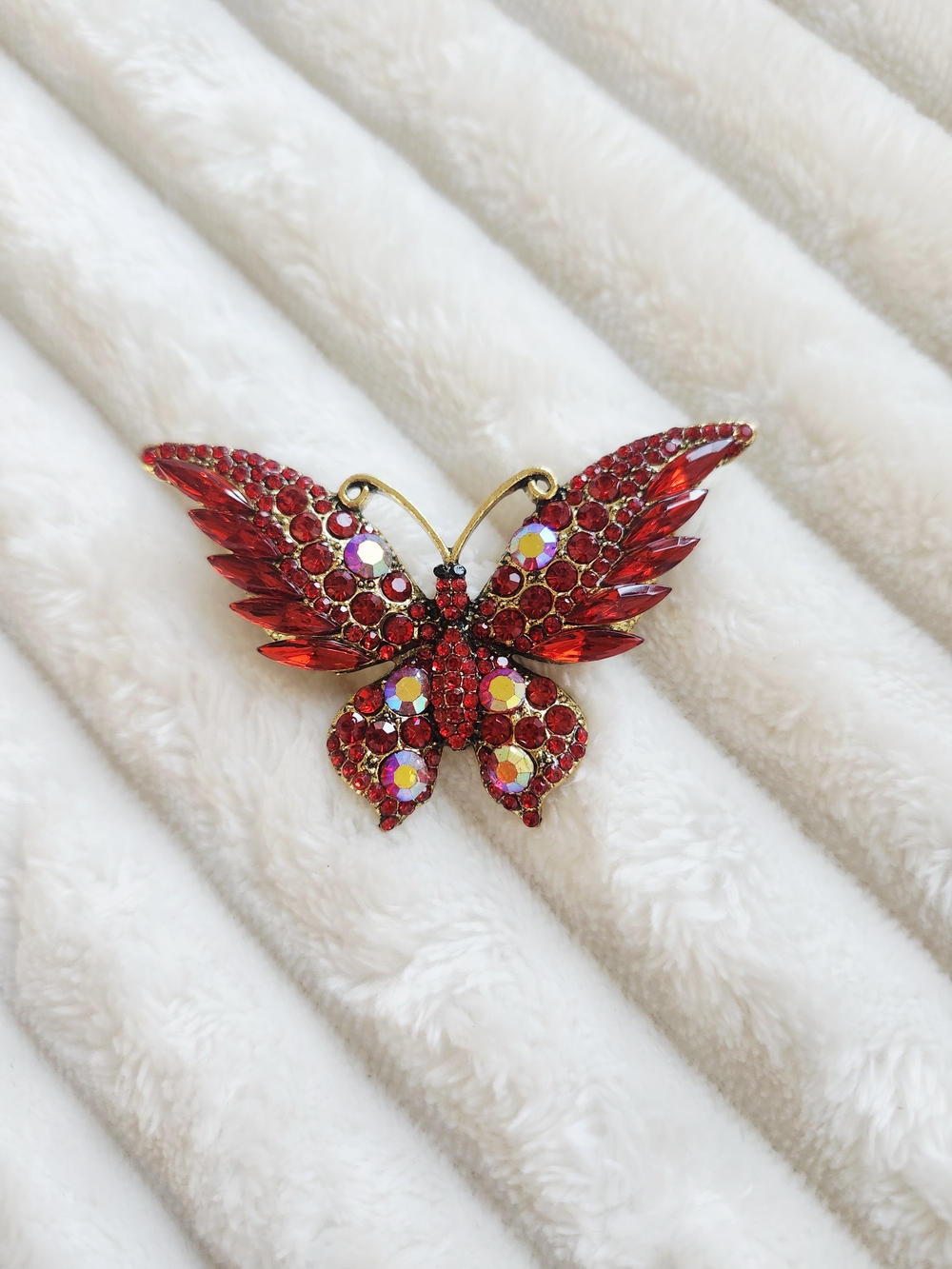 Red Crystal Butterfly Brooch – Elegant Women’s Jewelry
